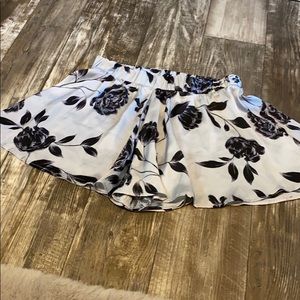 Show me your mumu flowy shorts